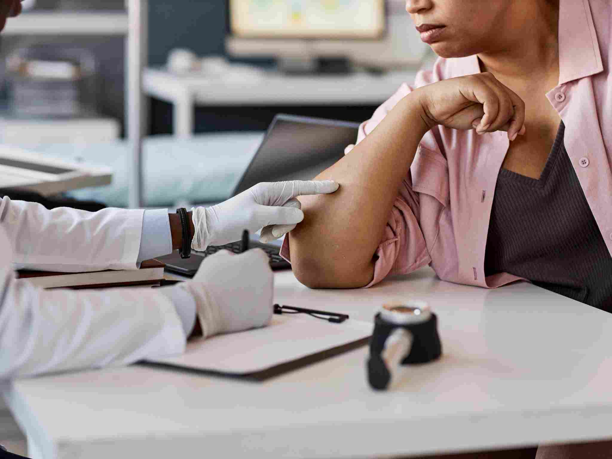 Servizio professionale di dermatologia a Perugia presso gli Studi Medici San Nicolò per la salute della pelle.