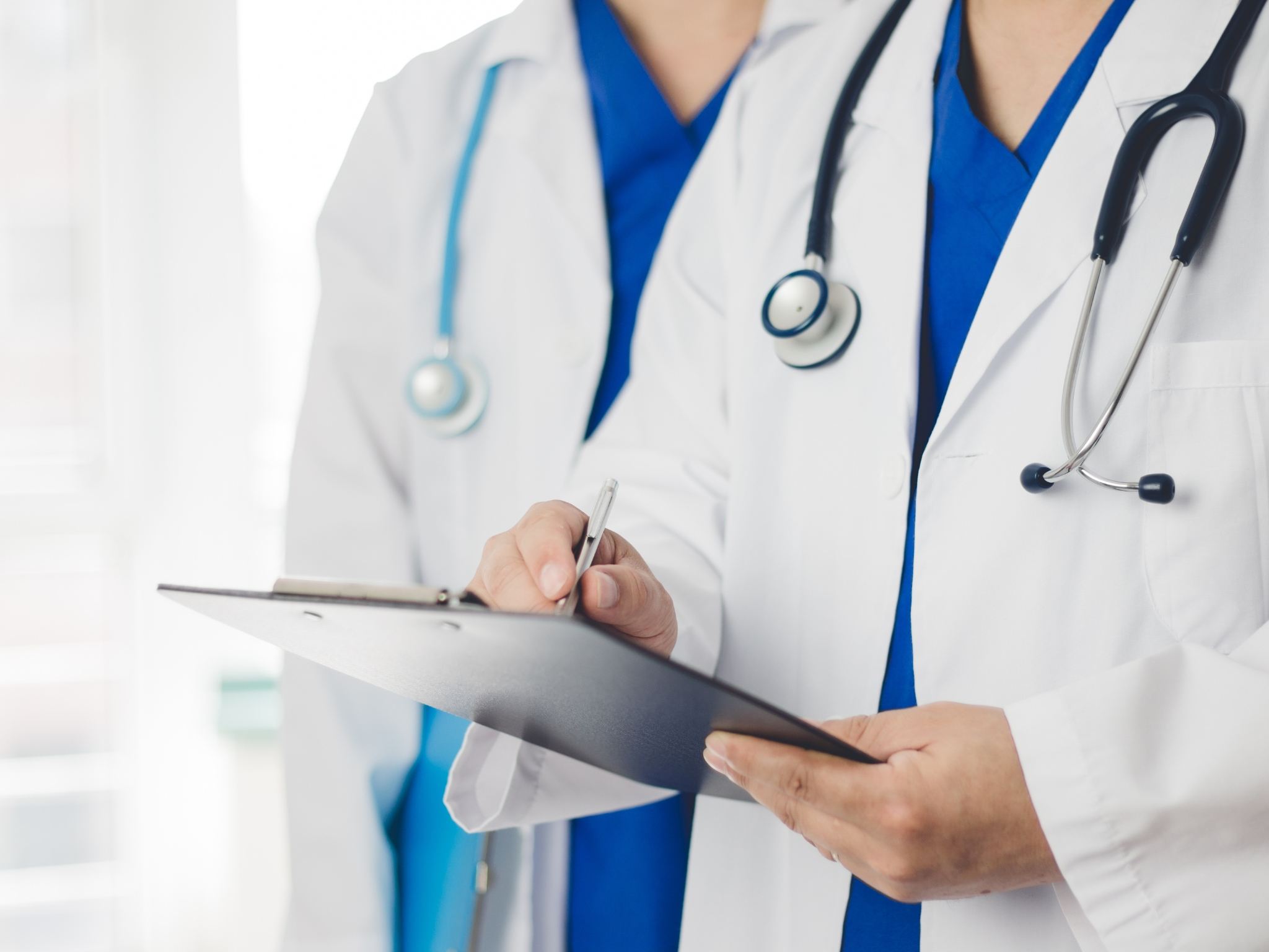 Documentazione necessaria per una consulenza di medicina legale a Perugia.