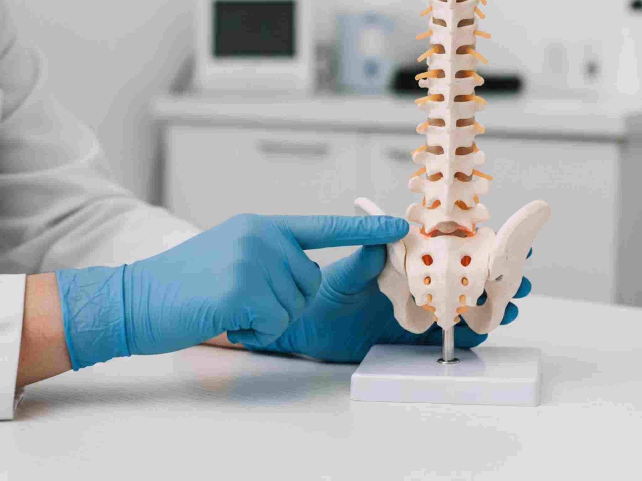 Trattamento del dolore vertebrale e della colonna presso il centro di terapia del dolore a Perugia.